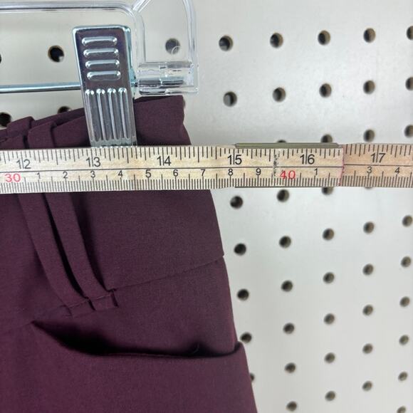 The Limited “Cassidy Fit” Mid-Rise Flare Pants Wine/Burgundy Women’s 6 - Picture 5 of 7